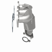 Load image into Gallery viewer, MagnaFlow Direct Fit Catalytic Converter 00-04 Sienna/Avalon 3.0L