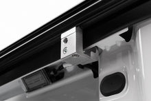 Load image into Gallery viewer, Retrax 07-21 Toyota Tundra CrewMax (5.5ft. Bed) Retrax IX