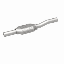 Load image into Gallery viewer, MagnaFlow Direct Fit Catalytic Converter 02-04 Jeep GC 4.0L Rear