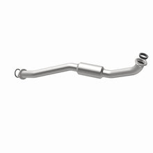 Load image into Gallery viewer, MagnaFlow Direct Fit Catalytic Converter 2009-2012 Highlander 2.7 L Underbody