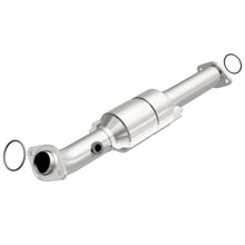 Load image into Gallery viewer, MagnaFlow Direct Fit Catalytic Converter 05-09 Toyota Tacoma 4.0L P/S Rear