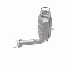 Load image into Gallery viewer, MagnaFlow Direct Fit Catalytic Converter 05-07 Ford Freestyle 3.0L
