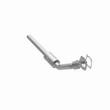Load image into Gallery viewer, MagnaFlow Direct Fit Catalytic Converter 2003 Volkswagen Golf 1.8L