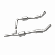 Load image into Gallery viewer, MagnaFlow Direct Fit Catalytic Converter 2008+ Ford E-150 4.6L