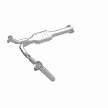 Load image into Gallery viewer, MagnaFlow Direct Fit Catalytic Converter 1995 Chevrolet G10/G20/G30 4.3L/5.0L/5.7L