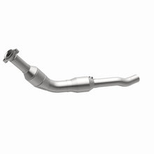 Load image into Gallery viewer, MagnaFlow Direct Fit Catalytic Converter 05-08 LR3/RR Sport D/S OEM