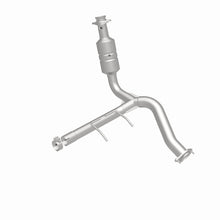 Load image into Gallery viewer, MagnaFlow Direct Fit Catalytic Converter 2009-2010 F-150 4.6 L Underbody