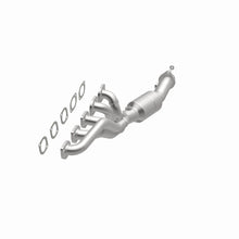 Load image into Gallery viewer, MagnaFlow Direct Fit Catalytic Converter 06-08 BMW M5/M6 5.0L PS Man
