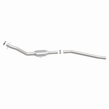 Load image into Gallery viewer, MagnaFlow DF Cat. Conv California Grade 92-93 Chrysler Town &amp; Country 3.3L/94-95 Town &amp; Country 3.8L