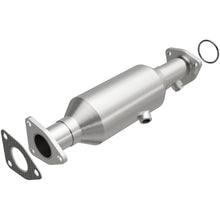 Load image into Gallery viewer, MagnaFlow Direct Fit Catalytic Converter 99-02 Odyssey 3.5L OEM