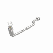 Load image into Gallery viewer, MagnaFlow Direct Fit Catalytic Converter 00-02 Nissan Sentra 1.8L