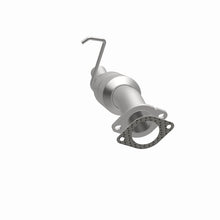 Load image into Gallery viewer, MagnaFlow Direct Fit Catalytic Converter 2007 GMC Sierra 2500 HD Classic 6.0/ 8.1/ 3500 Classic 6.0