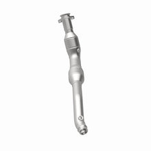 Load image into Gallery viewer, MagnaFlow Direct Fit Catalytic Converter 2014-2016 Land Rover LR4 V6 3 OEM Underbody