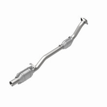 Load image into Gallery viewer, MagnaFlow Direct Fit Catalytic Converter 99-01 Ford Explorer 5.0L