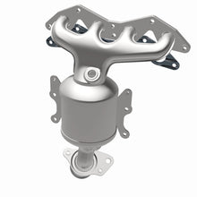 Load image into Gallery viewer, MagnaFlow Direct Fit Catalytic Converter Honda 00-05 Civic 1.7L