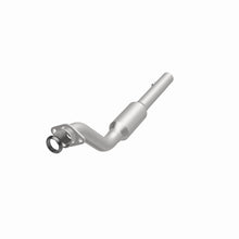 Load image into Gallery viewer, MagnaFlow Direct Fit Catalytic Converter 1996 Buick LeSabre 3.8