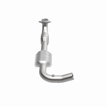 Load image into Gallery viewer, MagnaFlow Direct Fit Catalytic Converter 00-04 Ford E150 4.6L Driver Side