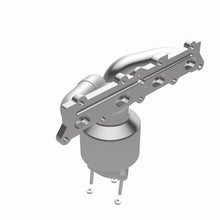 Load image into Gallery viewer, MagnaFlow Direct Fit Catalytic Converter 01-02 Saturn SC/SL/SW 1.9L