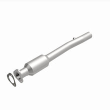 Load image into Gallery viewer, MagnaFlow Direct Fit Catalytic Converter 99-01 E350 Van 5.4/6.8L