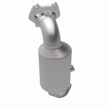 Load image into Gallery viewer, MagnaFlow Direct Fit Federal Catalytic Converter OEM 11-14 Dodge Avenger V6 - 3.6 LFLEX