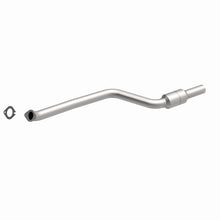 Load image into Gallery viewer, MagnaFlow Direct Fit Catalytic Converter BMW 3 07-08 Rear OEM