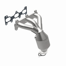Load image into Gallery viewer, MagnaFlow Direct Fit Catalytic Converter 02-06 Hyundai Sonata 2.7L