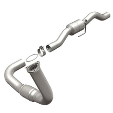 Load image into Gallery viewer, MagnaFlow Direct Fit Catalytic Converter 01-02 2500HD 8.1 Driver Side
