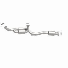 Load image into Gallery viewer, MagnaFlow Direct Fit Catalytic Converter 97-01 Toyota Camry 3.0L / 96-98 Lexus ES300 3.0L