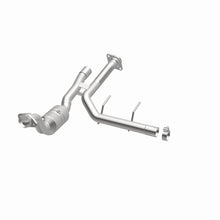Load image into Gallery viewer, MagnaFlow Direct Fit Catalytic Converter 2017 F-150 3.5 OEM Underbody