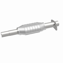 Load image into Gallery viewer, MagnaFlow Direct Fit Catalytic Converter Gm