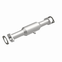 Load image into Gallery viewer, MagnaFlow Direct Fit Catalytic Converter Ford 83 85