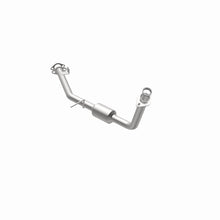 Load image into Gallery viewer, MagnaFlow Direct Fit Catalytic Converter 1986-1994 Suzuki Samurai 1.3