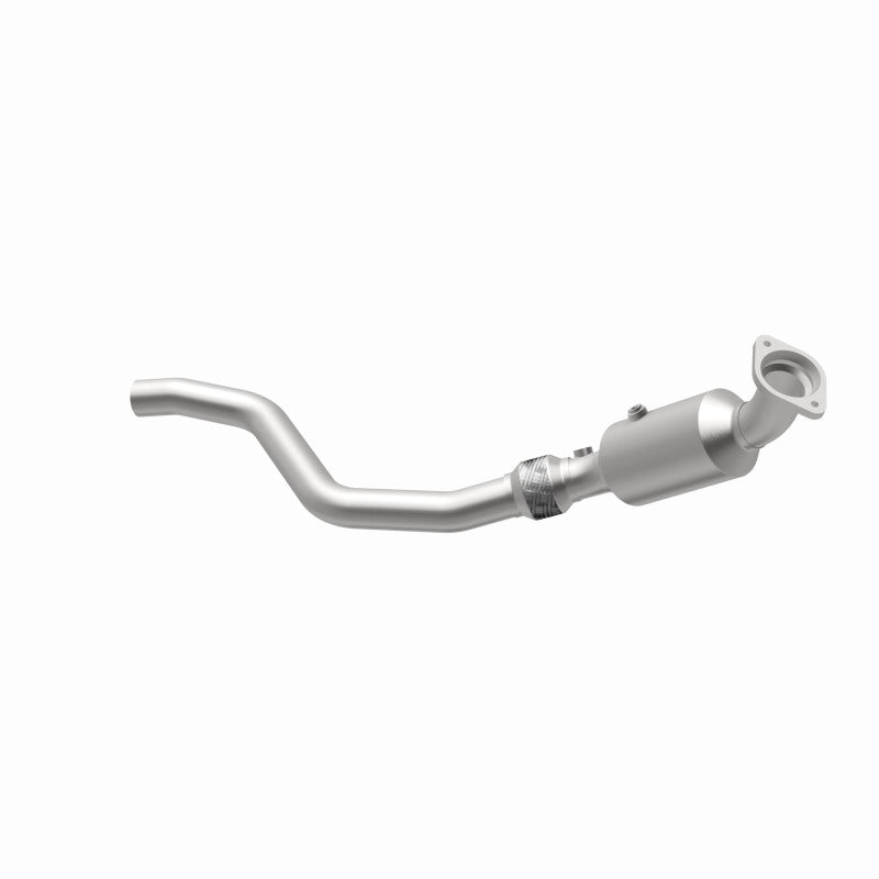 MagnaFlow Direct Fit Catalytic Converter 2005 Chrysler 300C 5.7L V8 / 2005 Dodge Magnum 5.7L V8