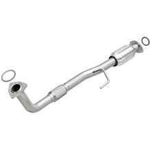 Load image into Gallery viewer, MagnaFlow Direct Fit Catalytic Converter 99-00 Toyota Camry 2.2L