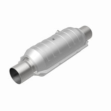 Load image into Gallery viewer, MagnaFlow Universal Catalytic Converter 2.50 OEM Angled O2