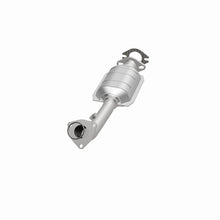 Load image into Gallery viewer, MagnaFlow DF Catalytic Conv 01-02 Infiniti QX4 3.5L / 01/02/04 Nissan Pathfinder 3.5L (California)