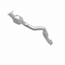 Load image into Gallery viewer, MagnaFlow Direct Fit Catalytic Converter 2007-2010 Q7 V6 3.6 OEM Underbody