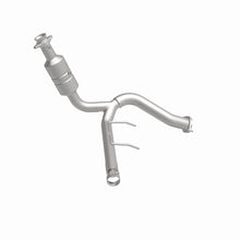 Load image into Gallery viewer, MagnaFlow Direct Fit Catalytic Converter 2009-2010 F-150 4.6 L Underbody
