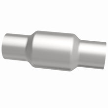 Load image into Gallery viewer, MagnaFlow Universal Catalytic Converter 2inch Preconv.