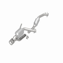 Load image into Gallery viewer, MagnaFlow Direct Fit Catalytic Converter 96-99 Taurus 3.0L
