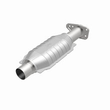 Load image into Gallery viewer, MagnaFlow Direct Fit Catalytic Converter Gm