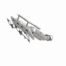 Load image into Gallery viewer, MagnaFlow Direct Fit Catalytic Converter 2006 Ford Fusion/Mercury Milan 2.3L