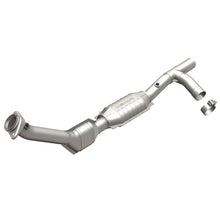 Load image into Gallery viewer, MagnaFlow Direct Fit Catalytic Converter 99-00 Ford Trucks 5.4L