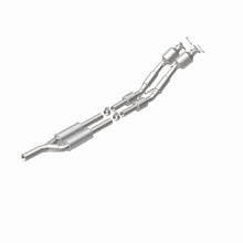 Load image into Gallery viewer, MagnaFlow Direct Fit Catalytic Converter 2012-2015 Passat (B7) 3.6L V6 OEM Grade