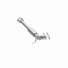Load image into Gallery viewer, MagnaFlow Direct Fit Catalytic Conv Volvo 02-04 S60 2.3L/S60 2.4L Turbo / 02-04 V70 2.3L/2.4L Turbo