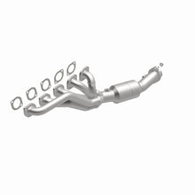 Load image into Gallery viewer, MagnaFlow Direct Fit Catalytic Converter 06-08 BMW M5/M6 5.0L PS Man