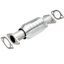 Load image into Gallery viewer, MagnaFlow Direct Fit Catalytic Converter 03-06 Kia Sorento 3.5L Rear (49 State)