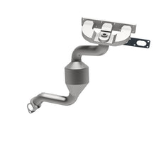 Load image into Gallery viewer, MagnaFlow DF Catalytic Conv BMW 99-00 323 2.5L / 99-00 328 2.8L / 99-00 Z3 2.5L/2.8L California