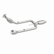 Load image into Gallery viewer, MagnaFlow Direct Fit Catalytic Converter 94-97 T-Bird/Cougar 4.6L 50S