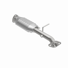 Load image into Gallery viewer, MagnaFlow Direct Fit Catalytic Converter 98-00 Kia Sportage